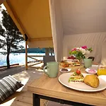 Arena One 99 Glamping Holiday park