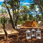 Arena One 99 Glamping 4* Pomer
