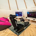 Arena One 99 Glamping Holiday park Pomer