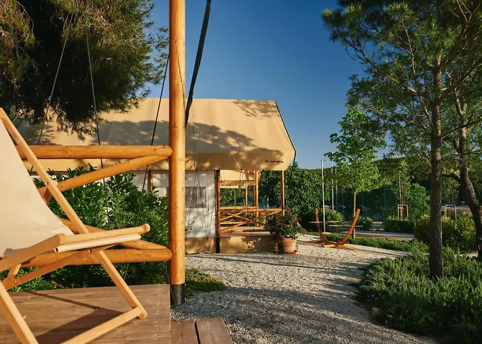 Arena One 99 Glamping