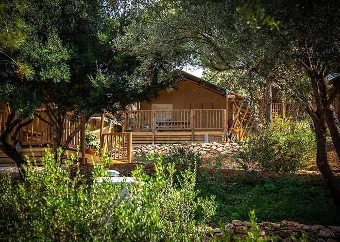 Parque de vacaciones Arena One 99 Glamping 4*
