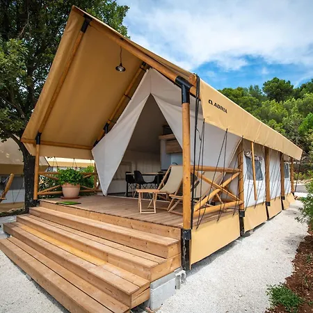 Πάρκο διακοπών Arena One 99 Glamping