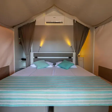 Arena One 99 Glamping Pomer