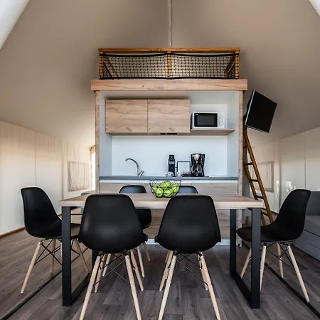 Arena One 99 Glamping 4*