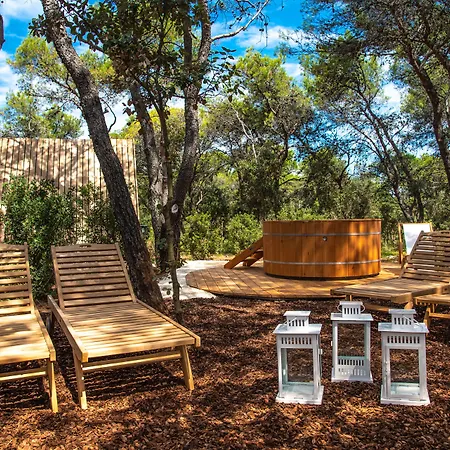 Arena One 99 Glamping 4* Pomer