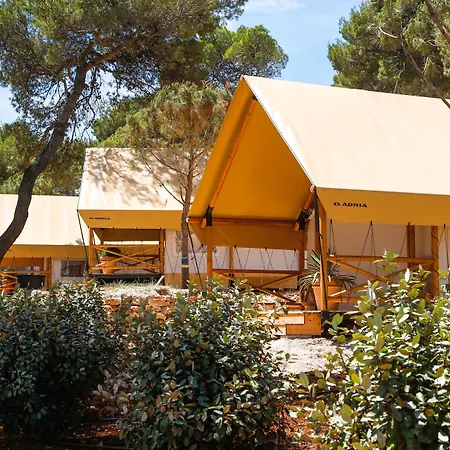 Aldeamento Turístico Arena One 99 Glamping