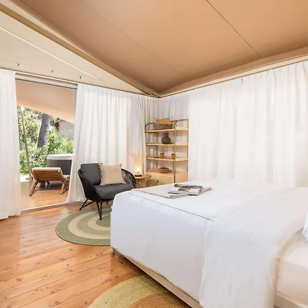 Aldeamento Turístico Arena One 99 Glamping