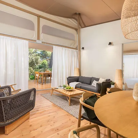 Arena One 99 Glamping Aldeamento Turístico