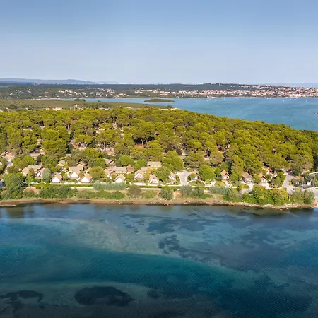 Arena One 99 Glamping Aldeamento Turístico