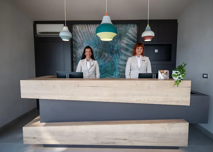 Arena One 99 Glamping 4* Pomer