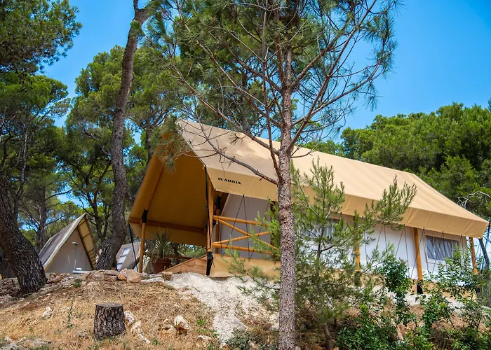 Üdülőpark Arena One 99 Glamping 4*