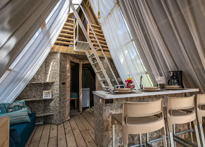 Üdülőpark Arena One 99 Glamping 4*