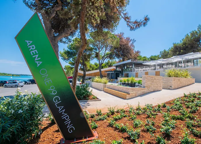 Arena One 99 Glamping